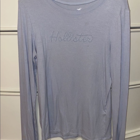 Hollister Long sleeve stretchy and soft shirt - Picture 1 of 1